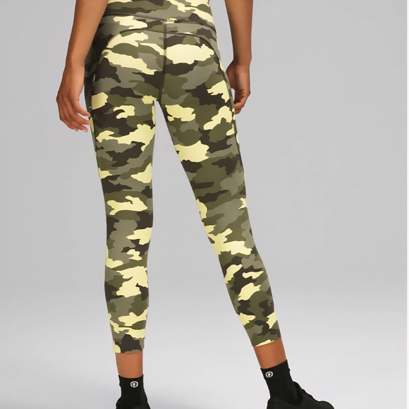 Lululemon Fast and Free High Rise Crop 23" Heritage 365 Camo Crispin Green Multi - Picture 1 of 14